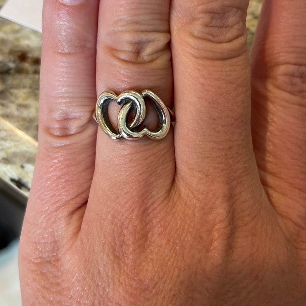 James Avery Linked Hearts Ring